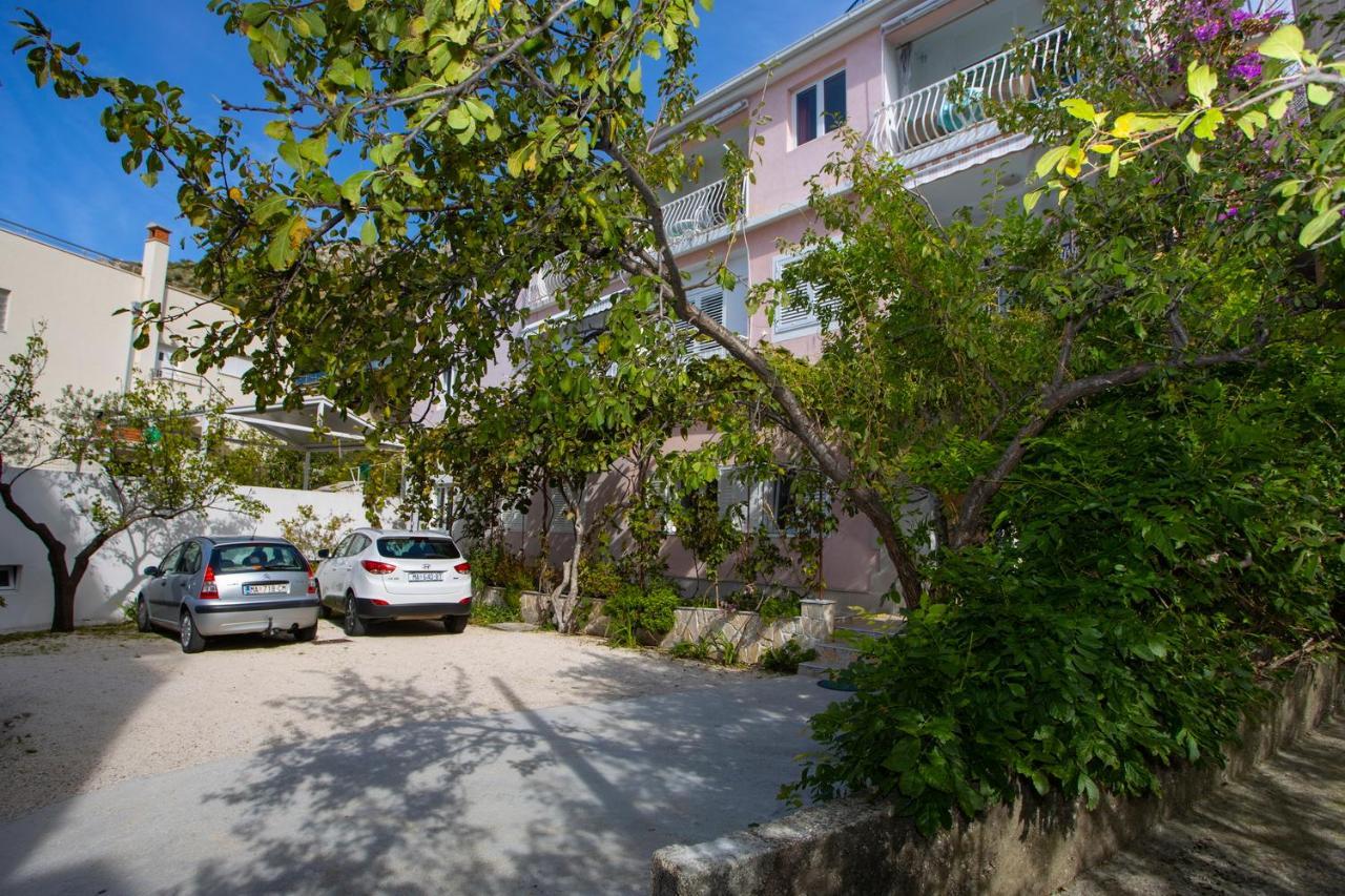 Apartmani Miki 포드고라 외부 사진