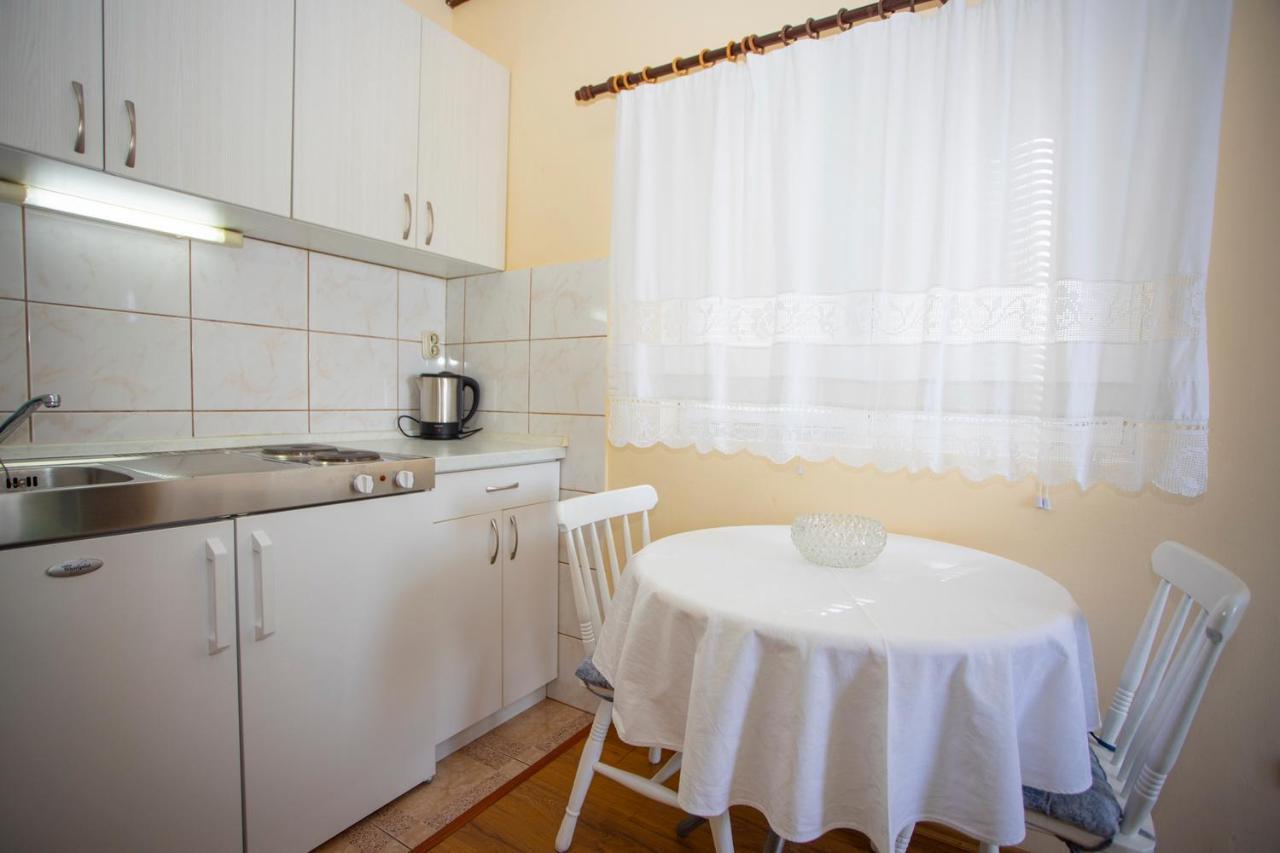 Apartmani Miki 포드고라 외부 사진